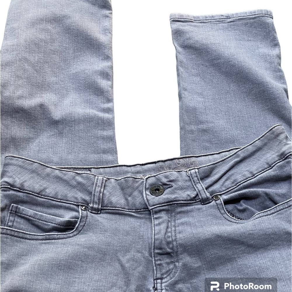 Pre-loved Refuge Gray Size 11 Juniors Skinny Low Rise Jeans